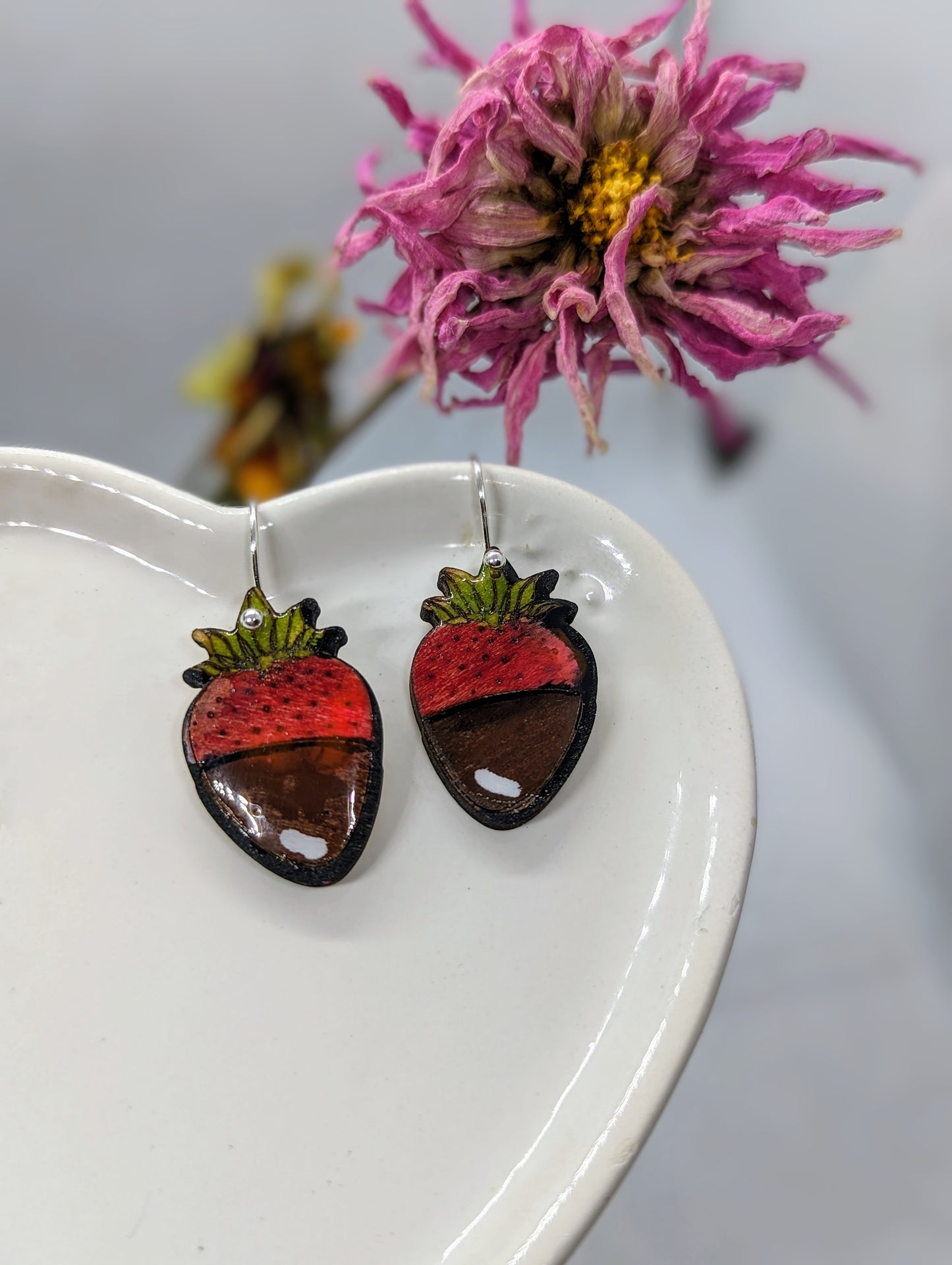 2 styles- Chocolate covered strawberries